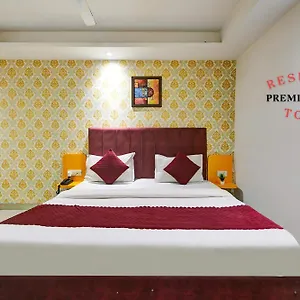 Platinum With Free Pickup-delhi Airport Hotel New Delhi